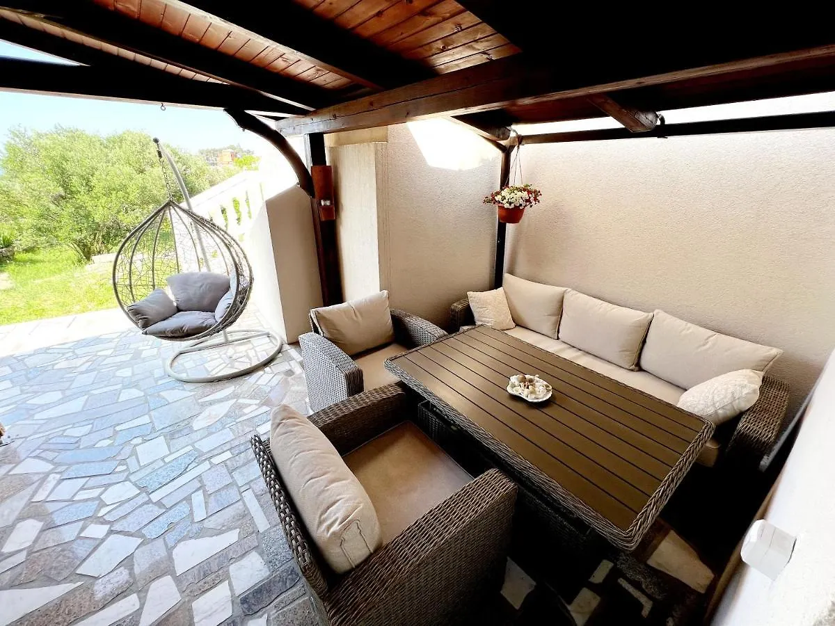 Holiday home Little Home Banjol