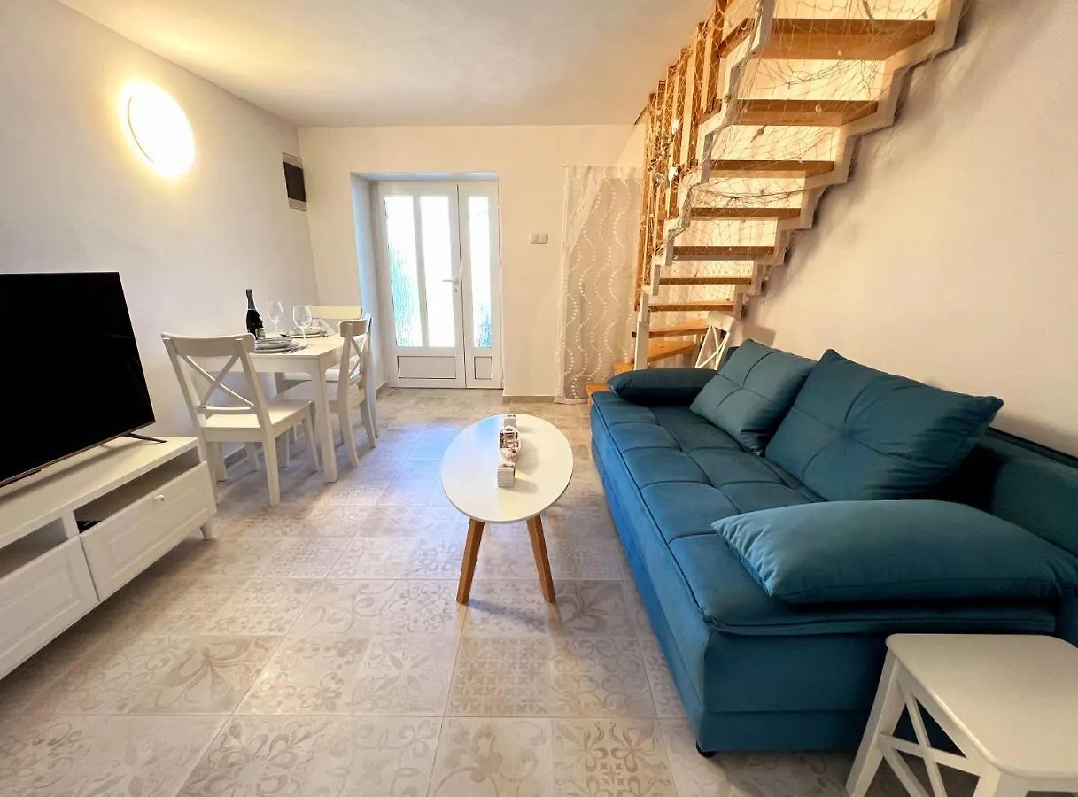 Little Home Banjol Croatia